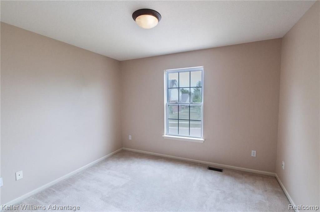 16405 Ridgewood Court Northville, MI 48168 - Photo 33 of 41