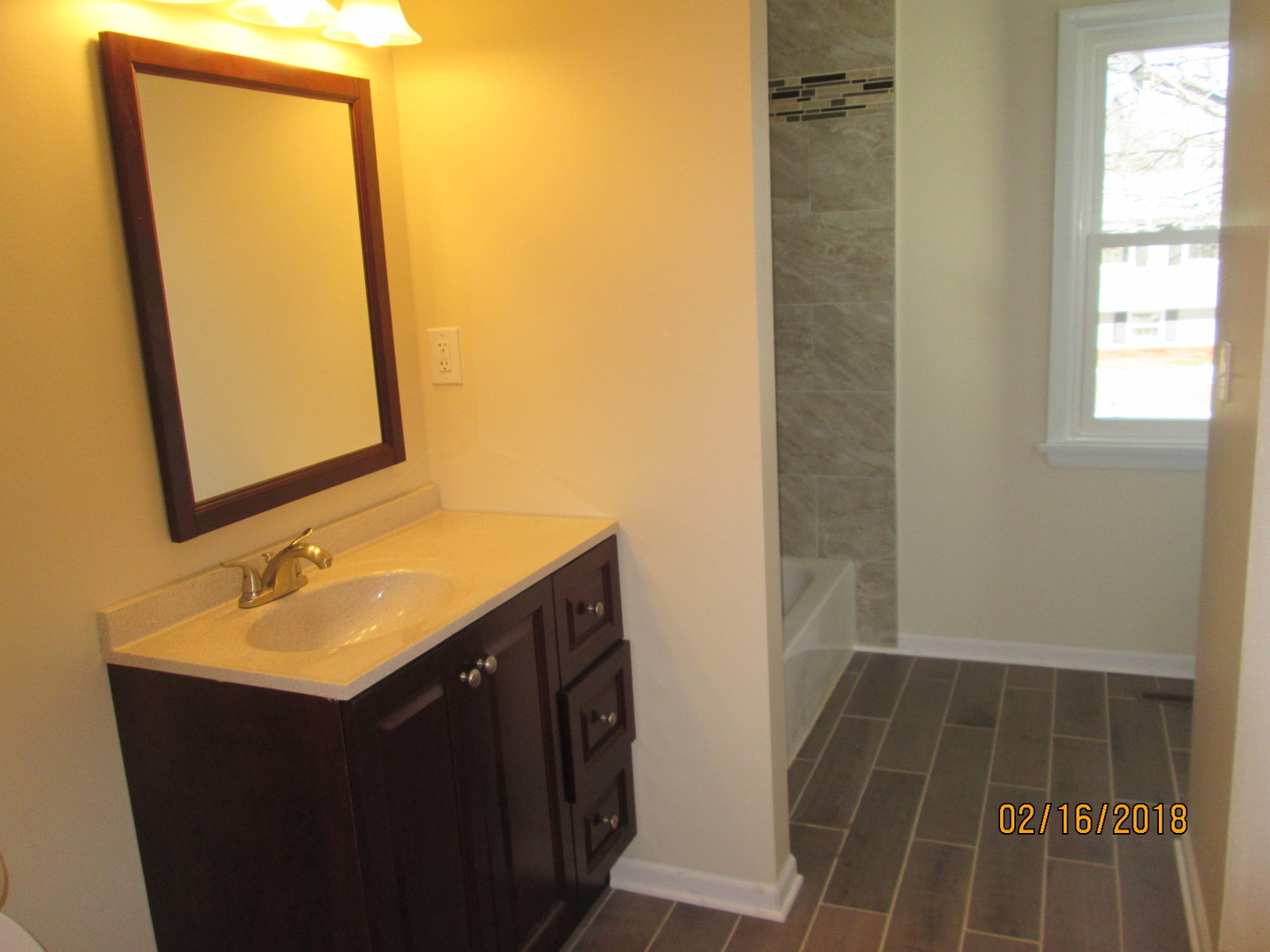 320 North Rosedale Court Round Lake, IL 60073 - Photo 2 of 17