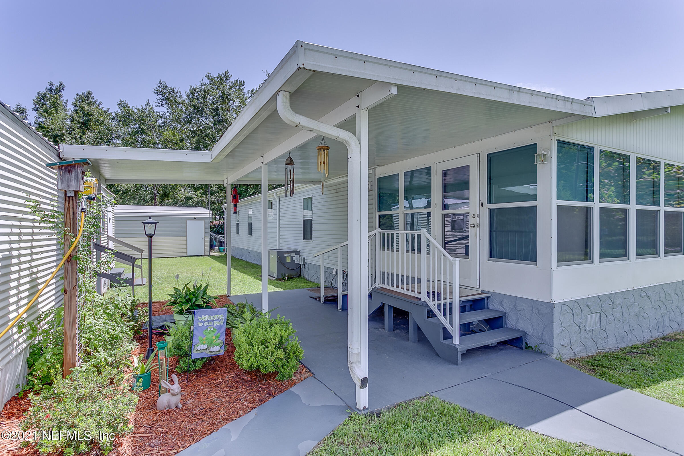 102 Cove Road Satsuma, FL 32189 - Photo 24 of 34 23-Back-Entrance-And-Breezeway