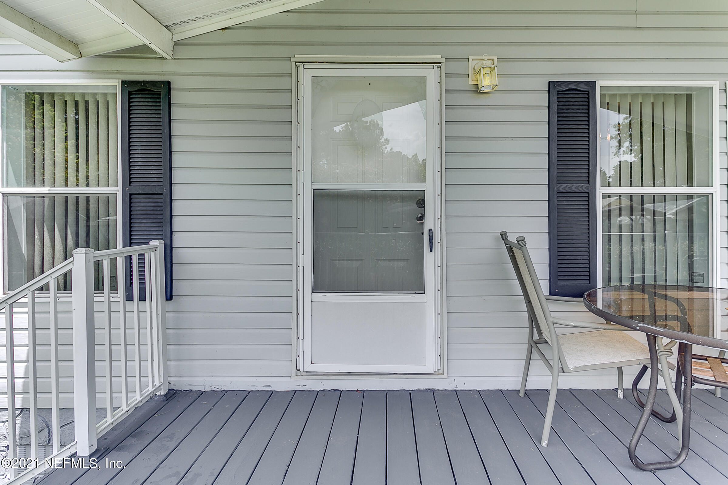 102 Cove Road Satsuma, FL 32189 - Photo 3 of 34 2-Front-Door