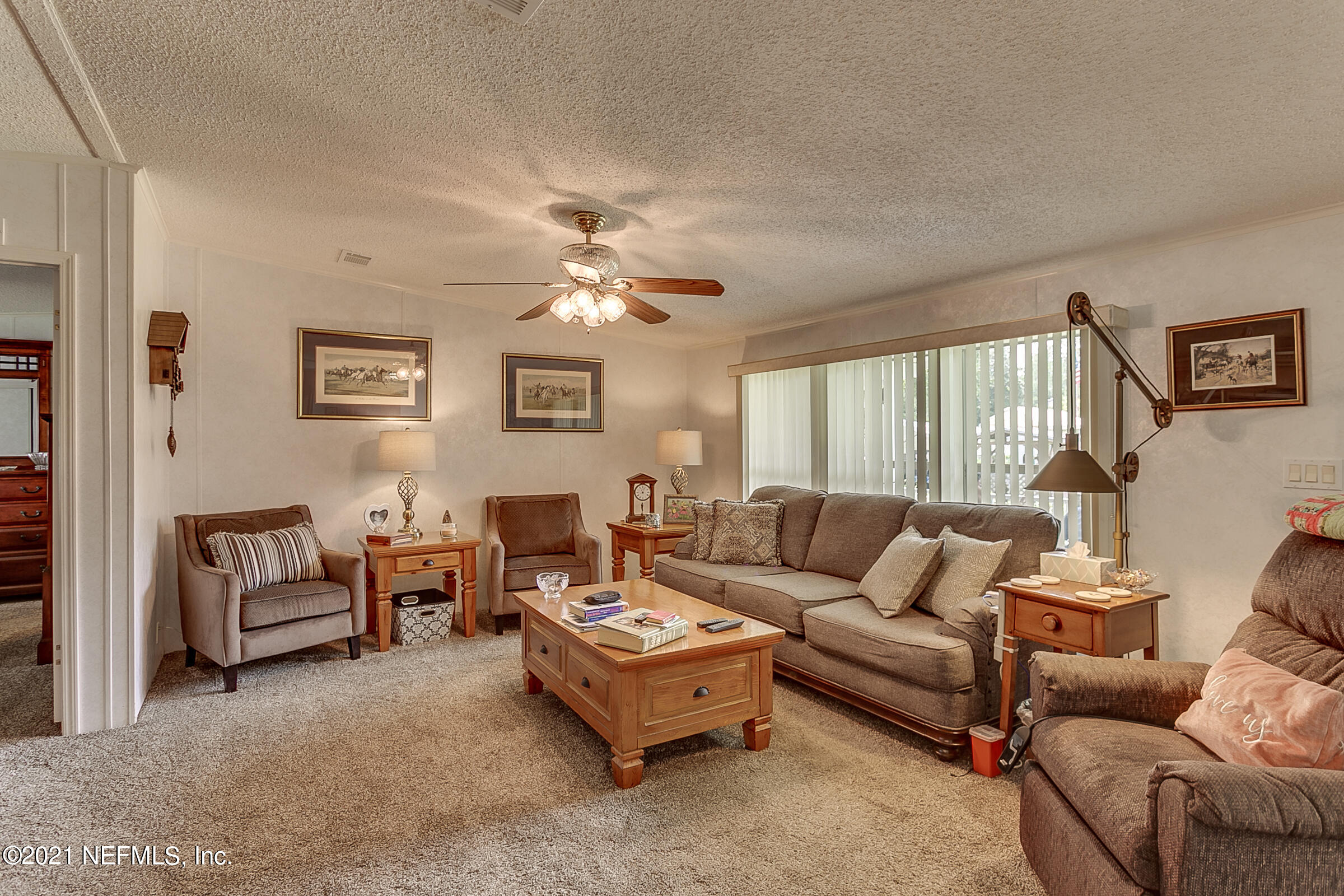 102 Cove Road Satsuma, FL 32189 - Photo 5 of 34 4-Living-Room-View-1