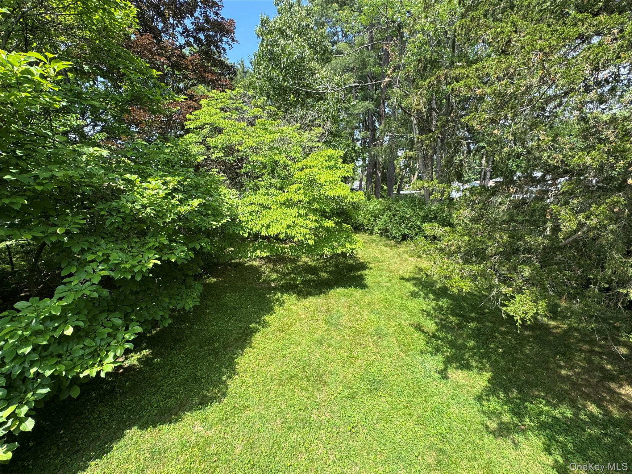 11 Lynbrook Road Poughkeepsie, NY 12603 - Photo 15 of 50