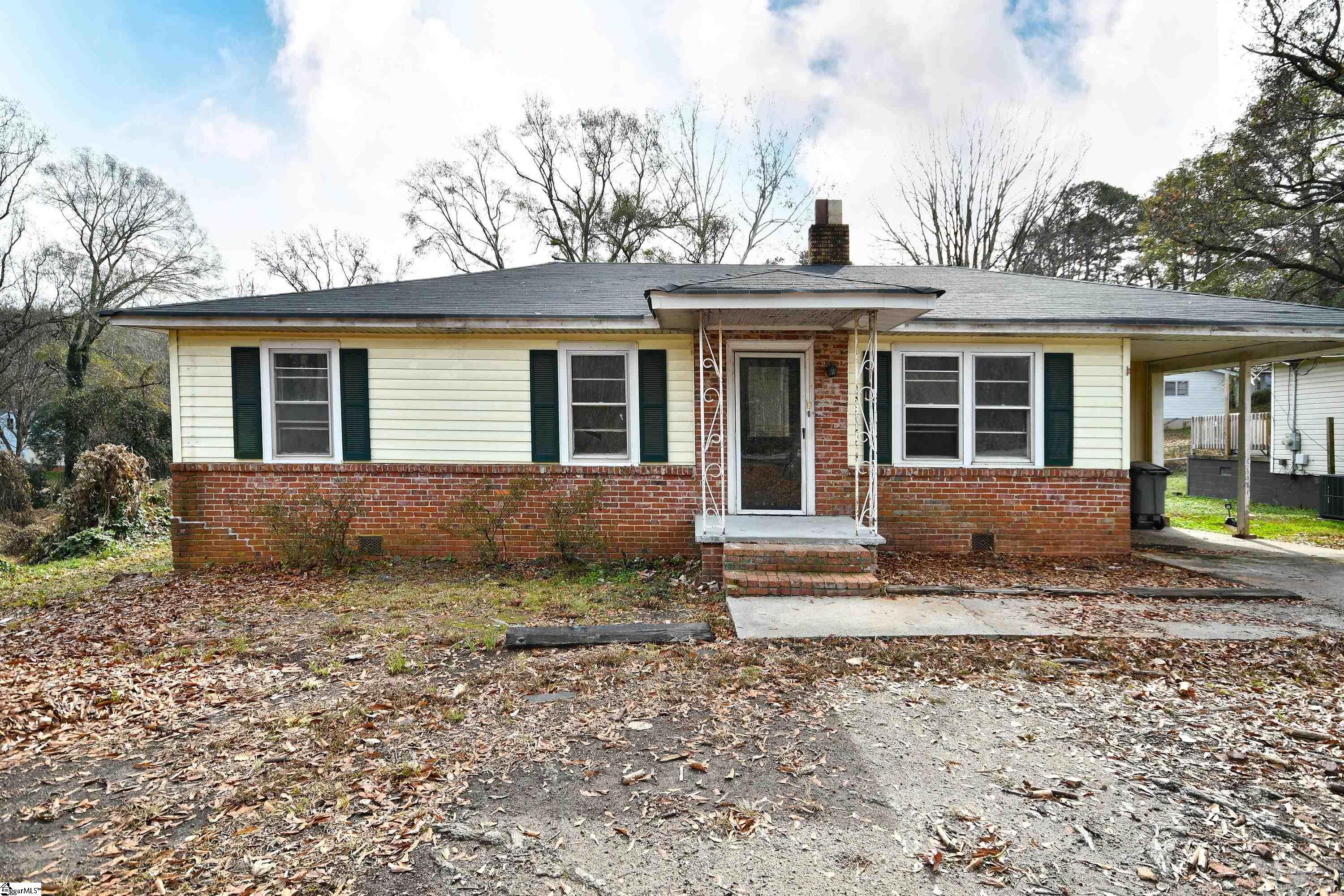 24 White Horse Rd Extension Greenville, SC 29605 - Photo 3 of 27 Gallery Image 3