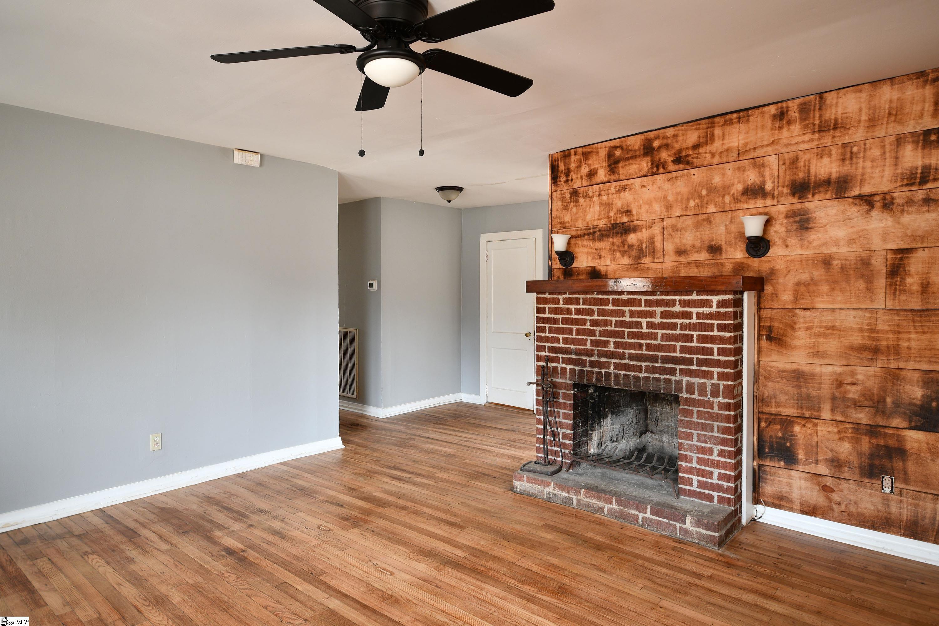 24 White Horse Rd Extension Greenville, SC 29605 - Photo 10 of 27 Gallery Image 10
