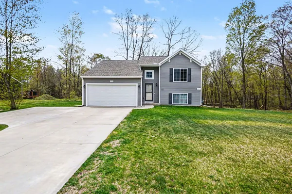 $365,000 | 15393 Buck Hollow Drive, Gowen, MI 49326