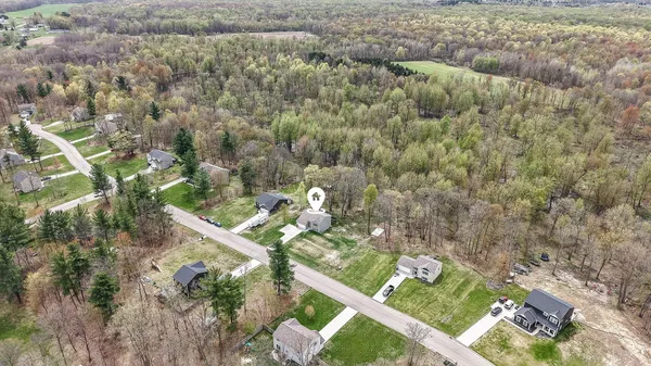 $365,000 | 15393 Buck Hollow Drive, Gowen, MI 49326