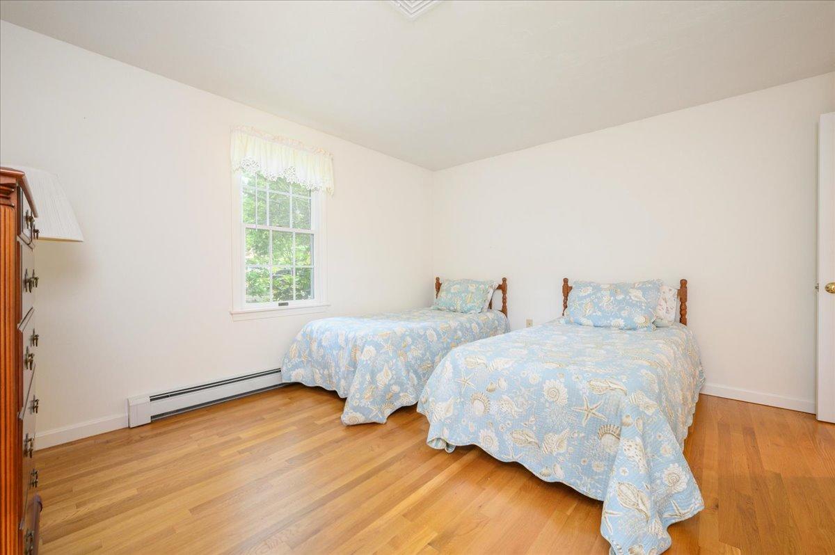 910 Crowells Bog Road Brewster, MA 02631 - Photo 17 of 32 3rd Bedroom