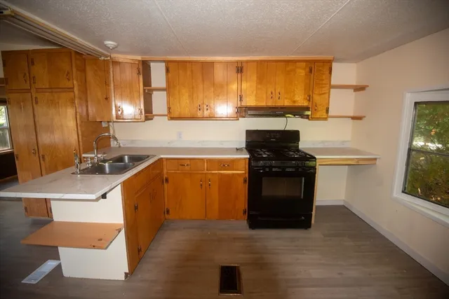 $165,000 | 20 Dana Road, Barre, MA 01005