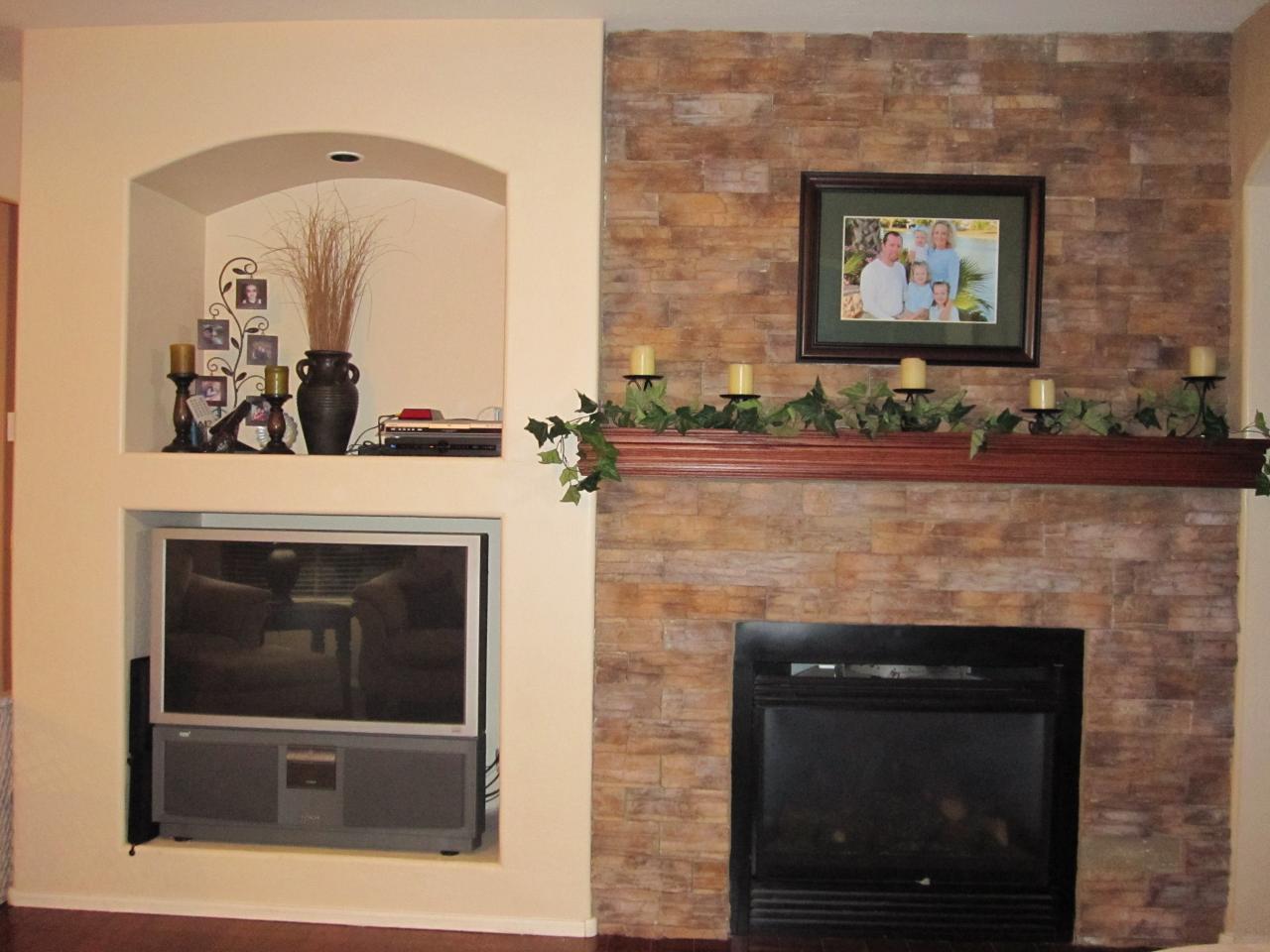 3764 South Martingale Road Gilbert, AZ 85297 - Photo 7 of 37 Media Niche and fireplace