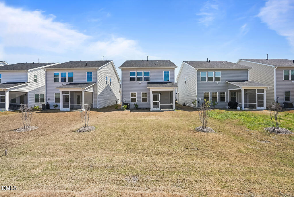 253 Eden View Bend Raleigh, NC 27610 - Photo 5 of 43 DSC03211