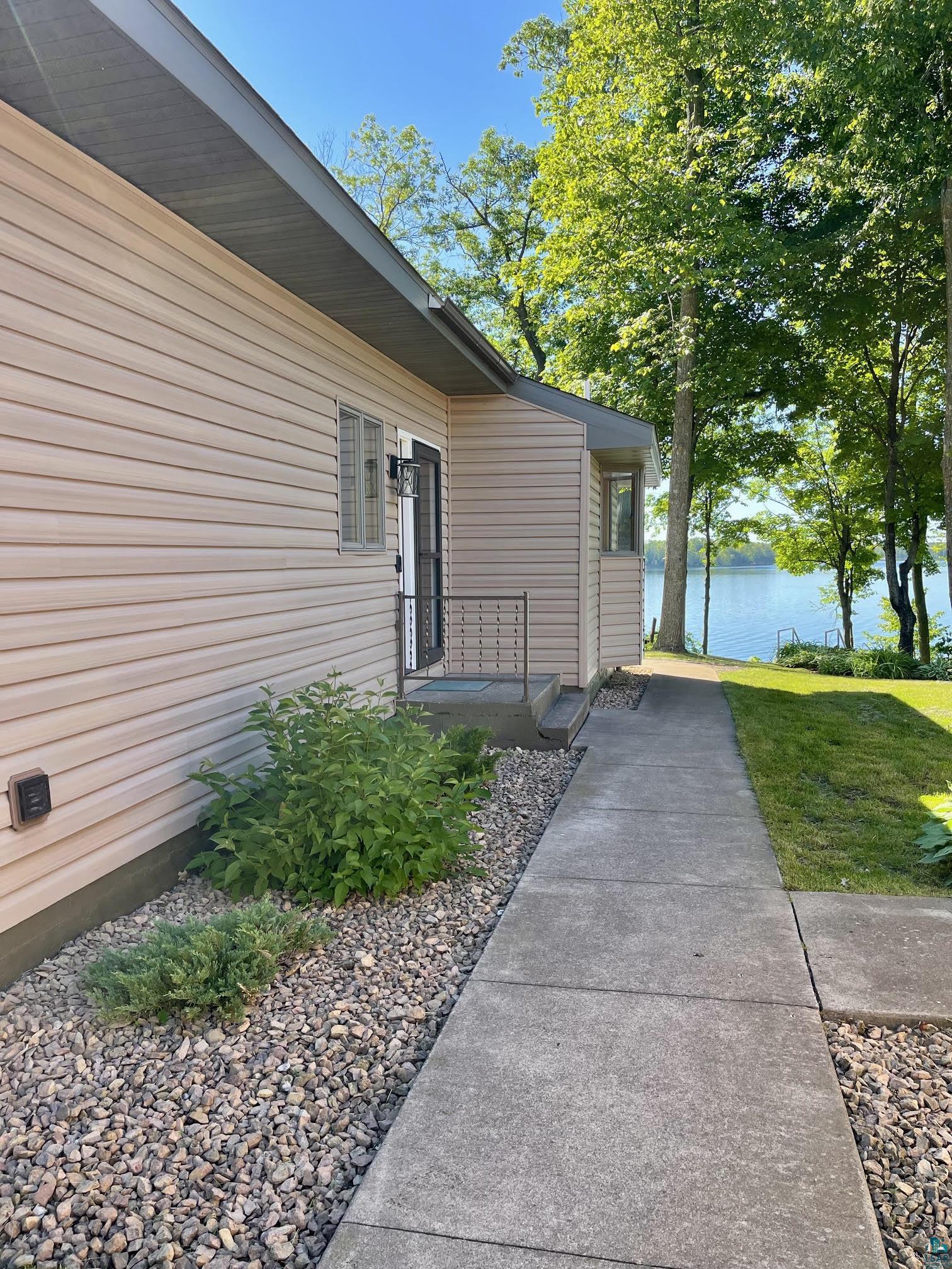 37460 Sunrise View Road Sturgeon Lake, MN 55783 - Photo 11 of 50 Sidwalk to entrance.