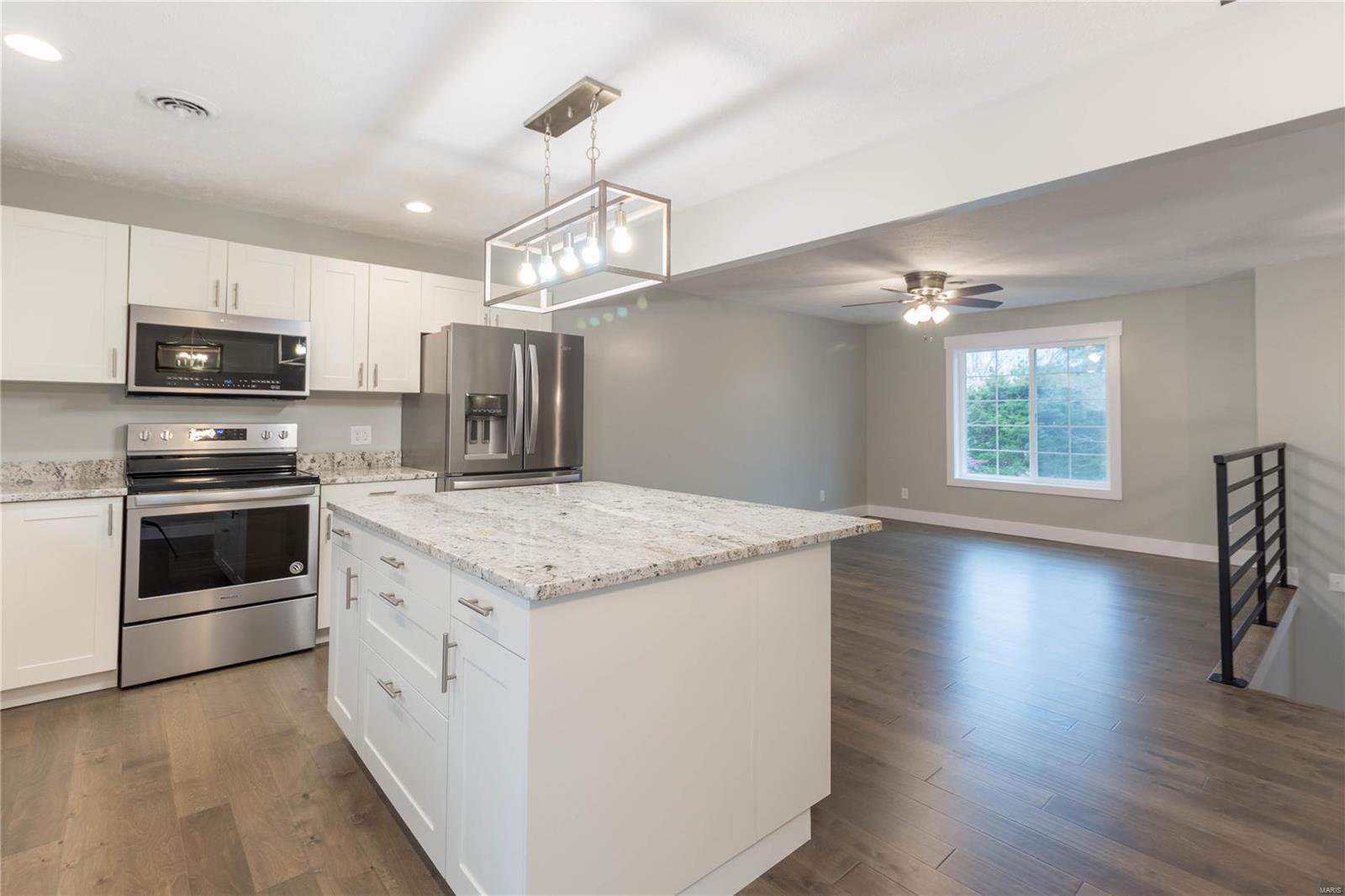 11931 Trolley Line Road Marion, IL 62959 - Photo 7 of 30