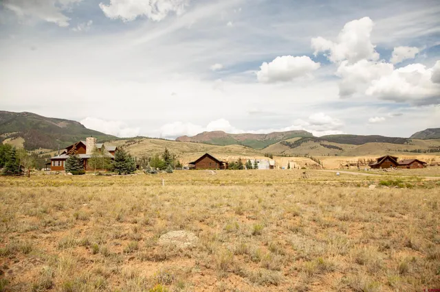 a view of a snow covered with snow