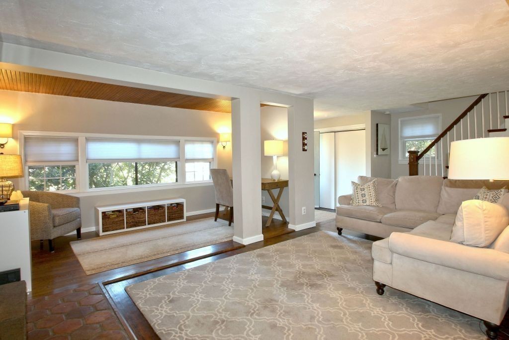 10 Dudley Road Wayland, MA 01778 - Photo 4 of 24 Gallery Image 4