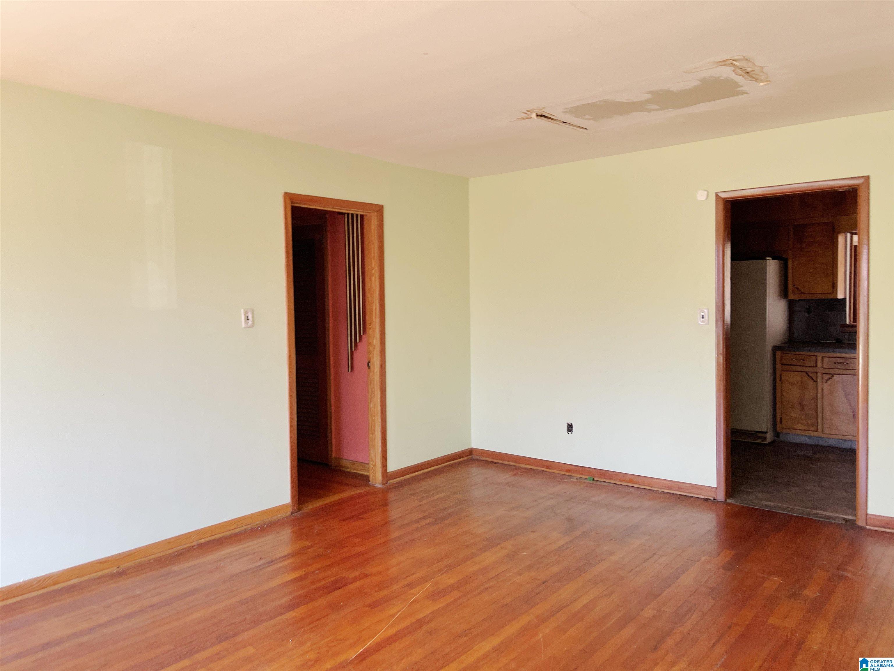 883 McCary Street Southwest Birmingham, AL 35211 - Photo 12 of 21