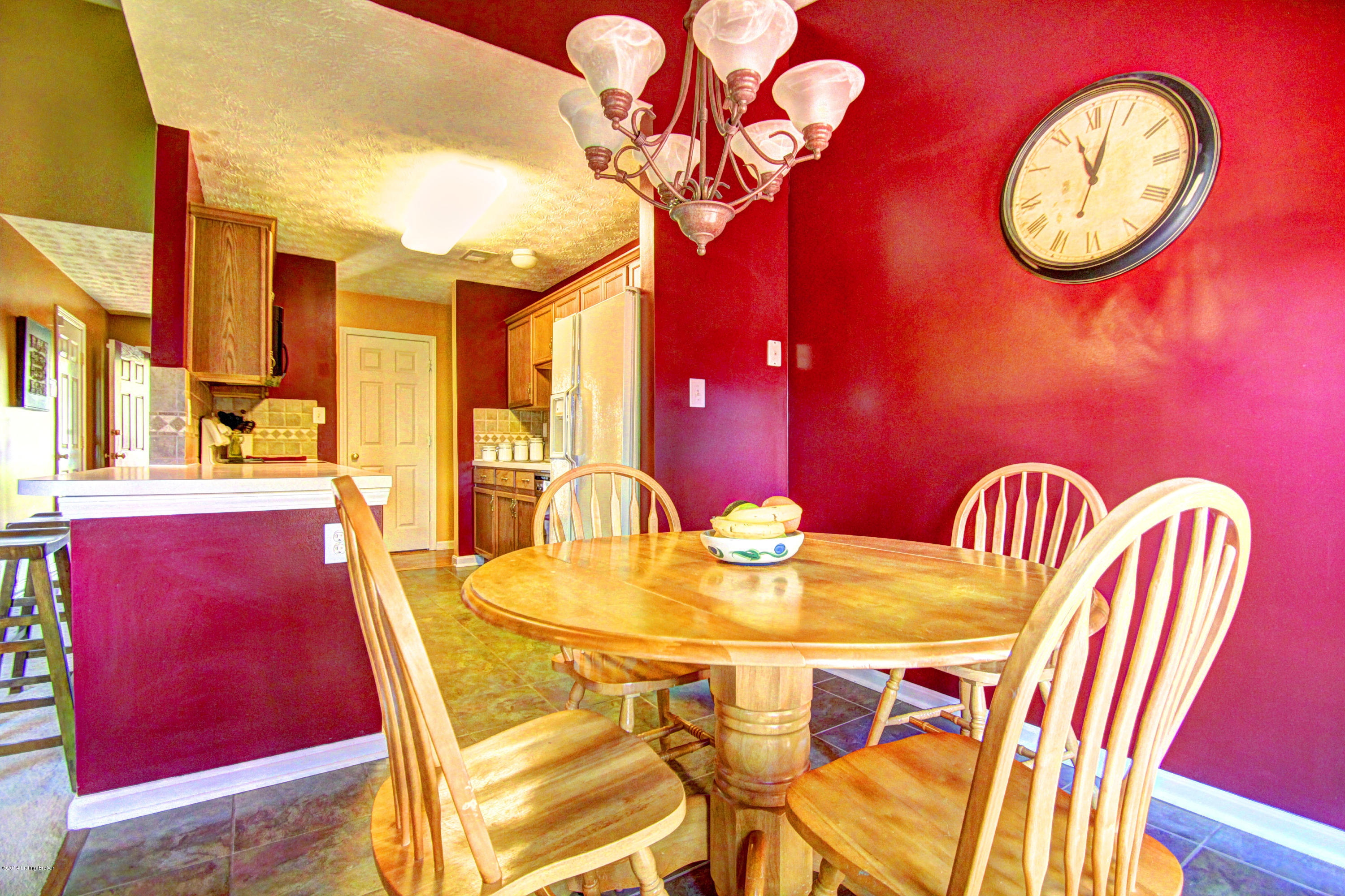 7233 Quindero Run Road Louisville, KY 40228 - Photo 8 of 36 Dining Area