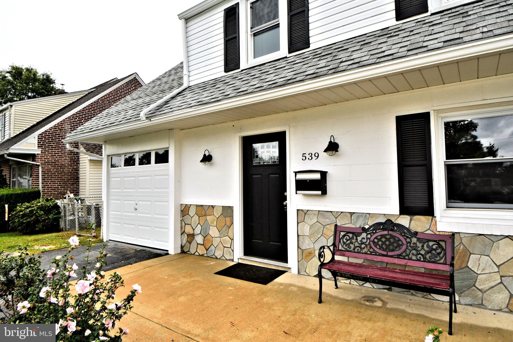 539 Stanbridge Road Morton, PA 19070 - Photo 4 of 48 Front Entry