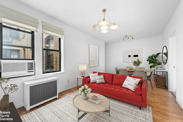 $848,000 | 332 East 84th Street, Unit 5H | Upper East Side