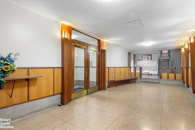 $848,000 | 332 East 84th Street, Unit 5H | Upper East Side