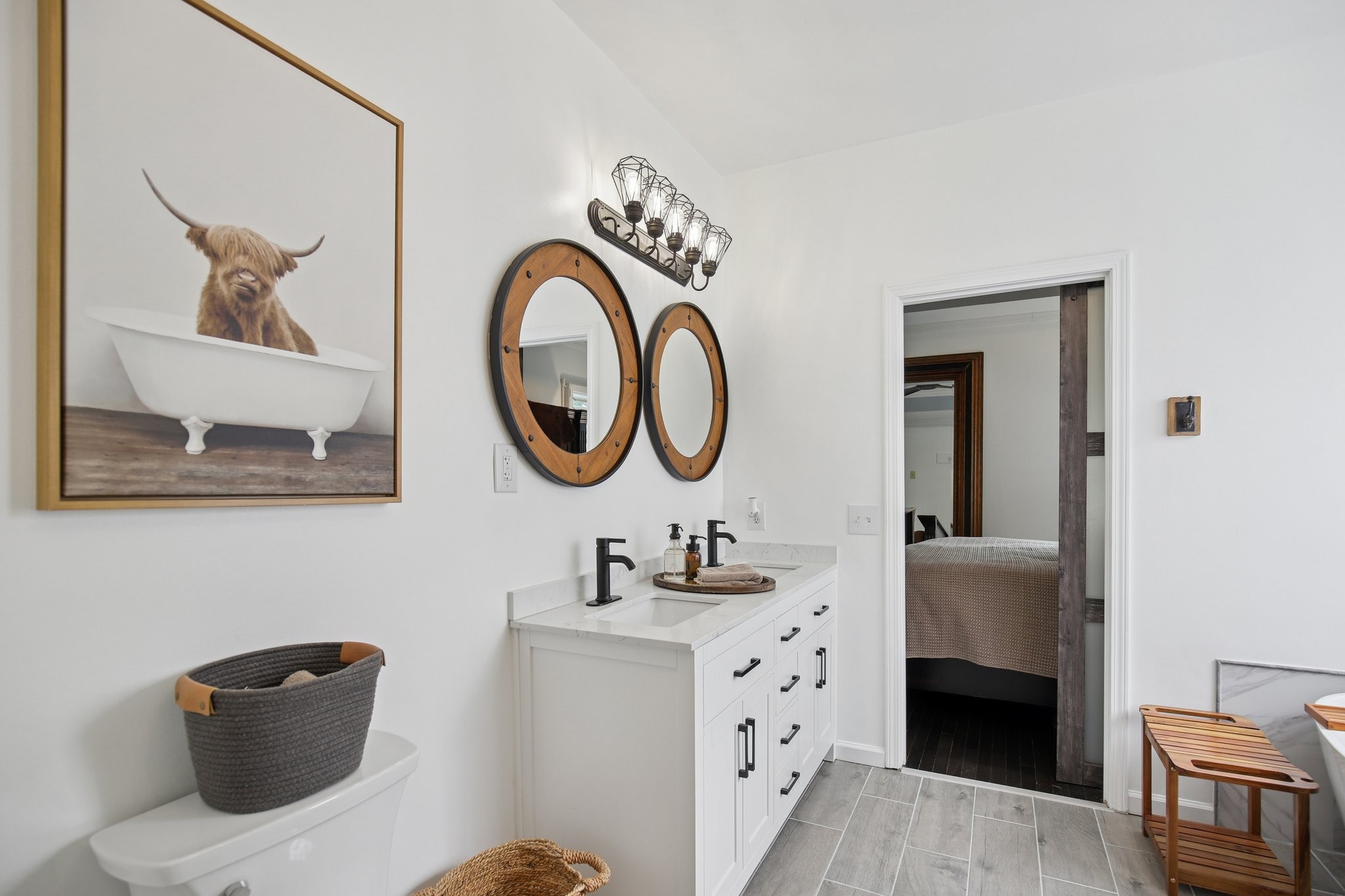 135 Ruland Circle Hendersonville, TN 37075 - Photo 43 of 89 a bathroom with a sink and a mirror