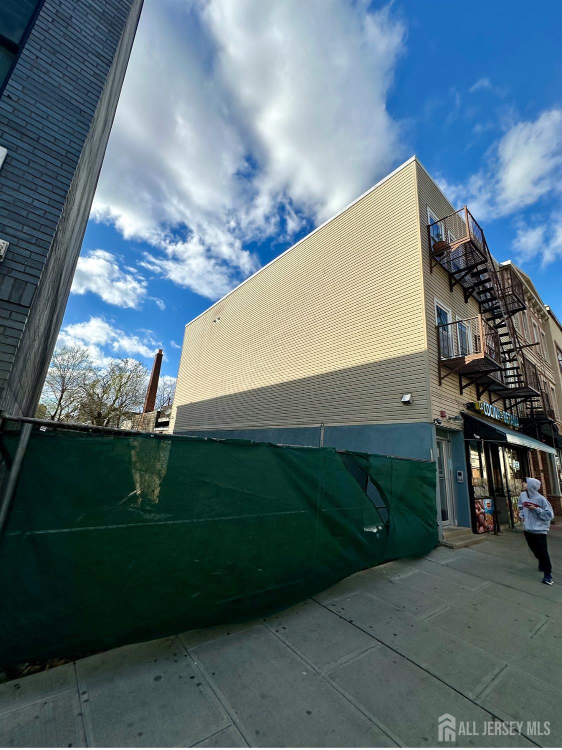 2107 Bergenline Avenue Union City, NJ 07087 - Photo 3 of 4 a view of a building