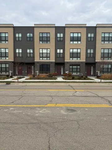 $3,650 | 314 Summit Circle, Lombard, IL 60148