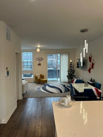 $3,650 | 314 Summit Circle, Lombard, IL 60148