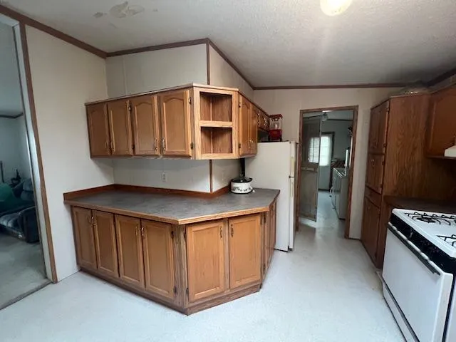 $400,000 | 33829 Long Lake Road, Richville, MN 56576