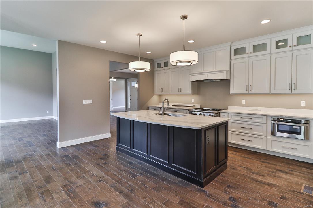 1043 Bridleridge Crossing Spur High Ridge, MO 63049 - Photo 29 of 55
