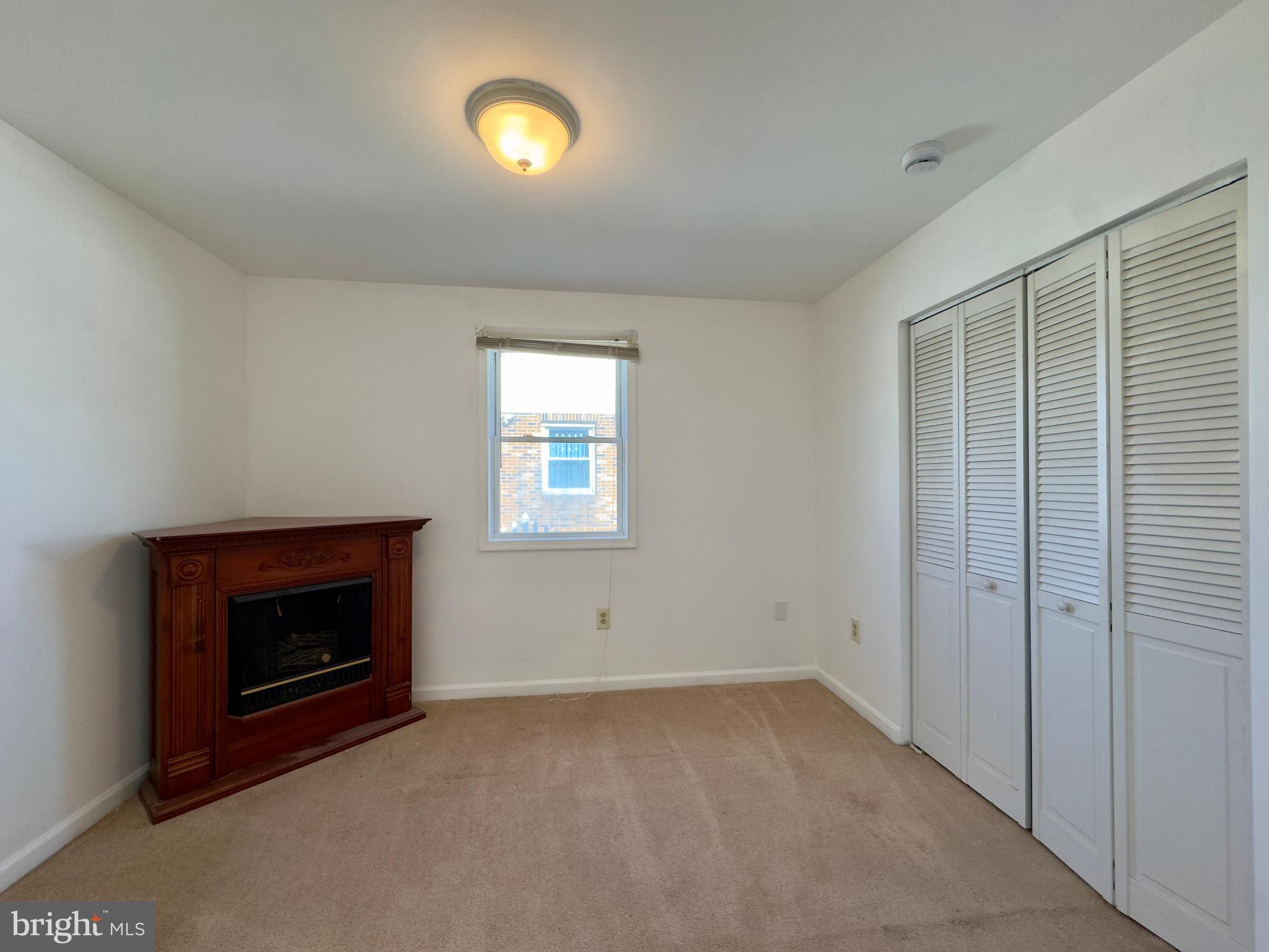8252 Longpoint Road Baltimore, MD 21222 - Photo 8 of 16