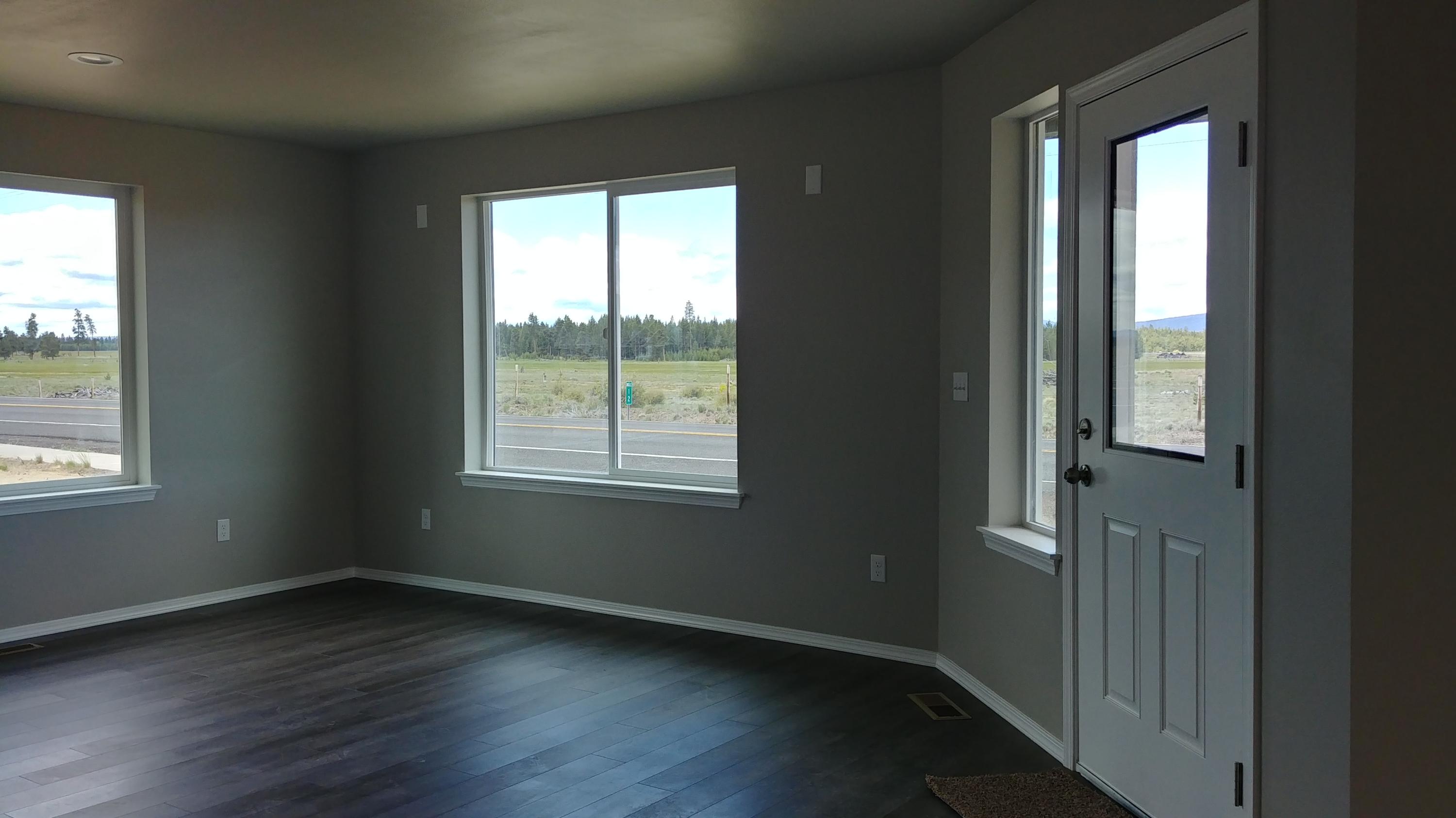 51241 Riley Lane La Pine, OR 97739 - Photo 8 of 13 0522201154_HDR