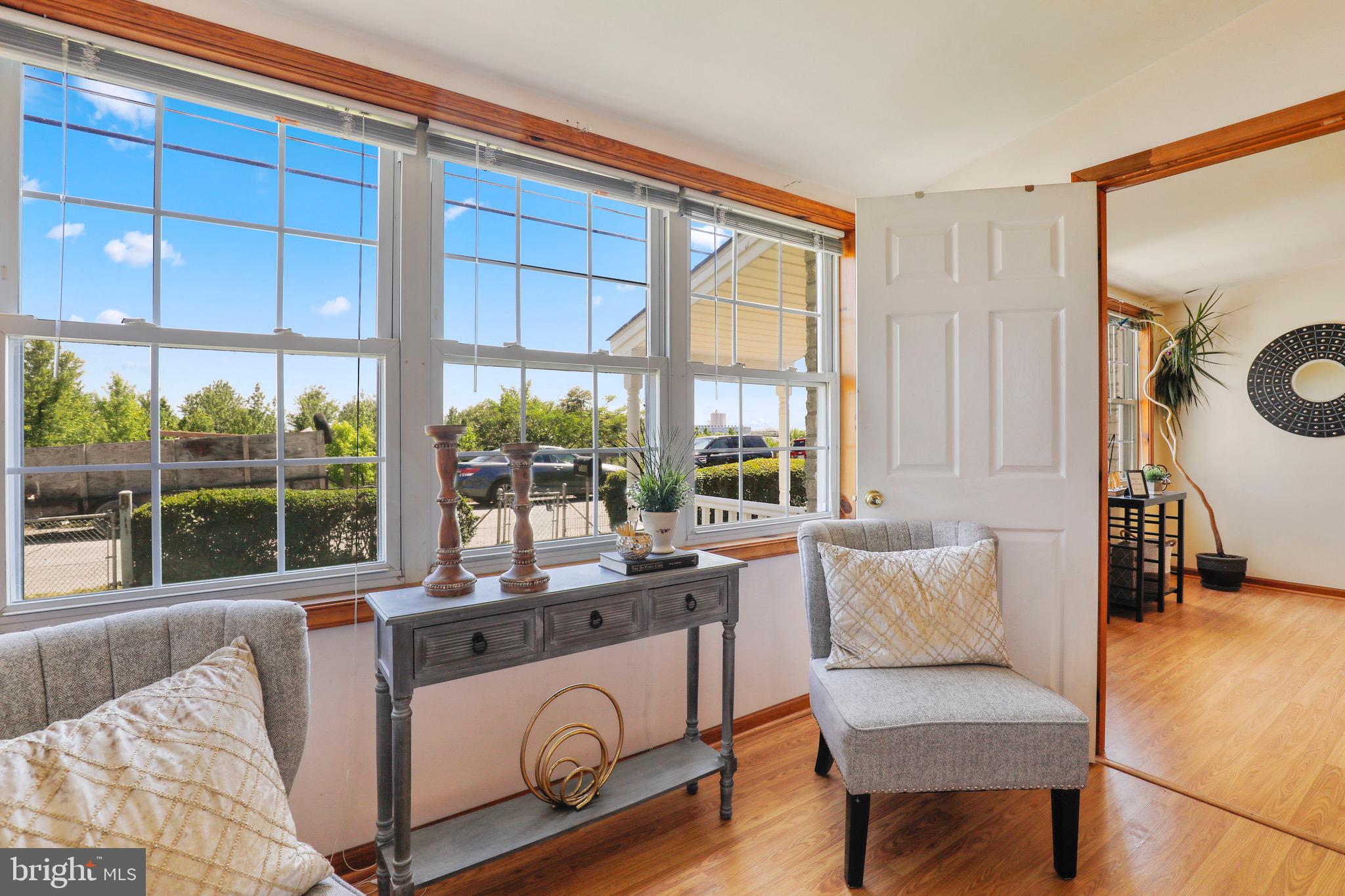 7312 Bay Front Road Baltimore, MD 21219 - Photo 17 of 35 Enjoy blue sky views!