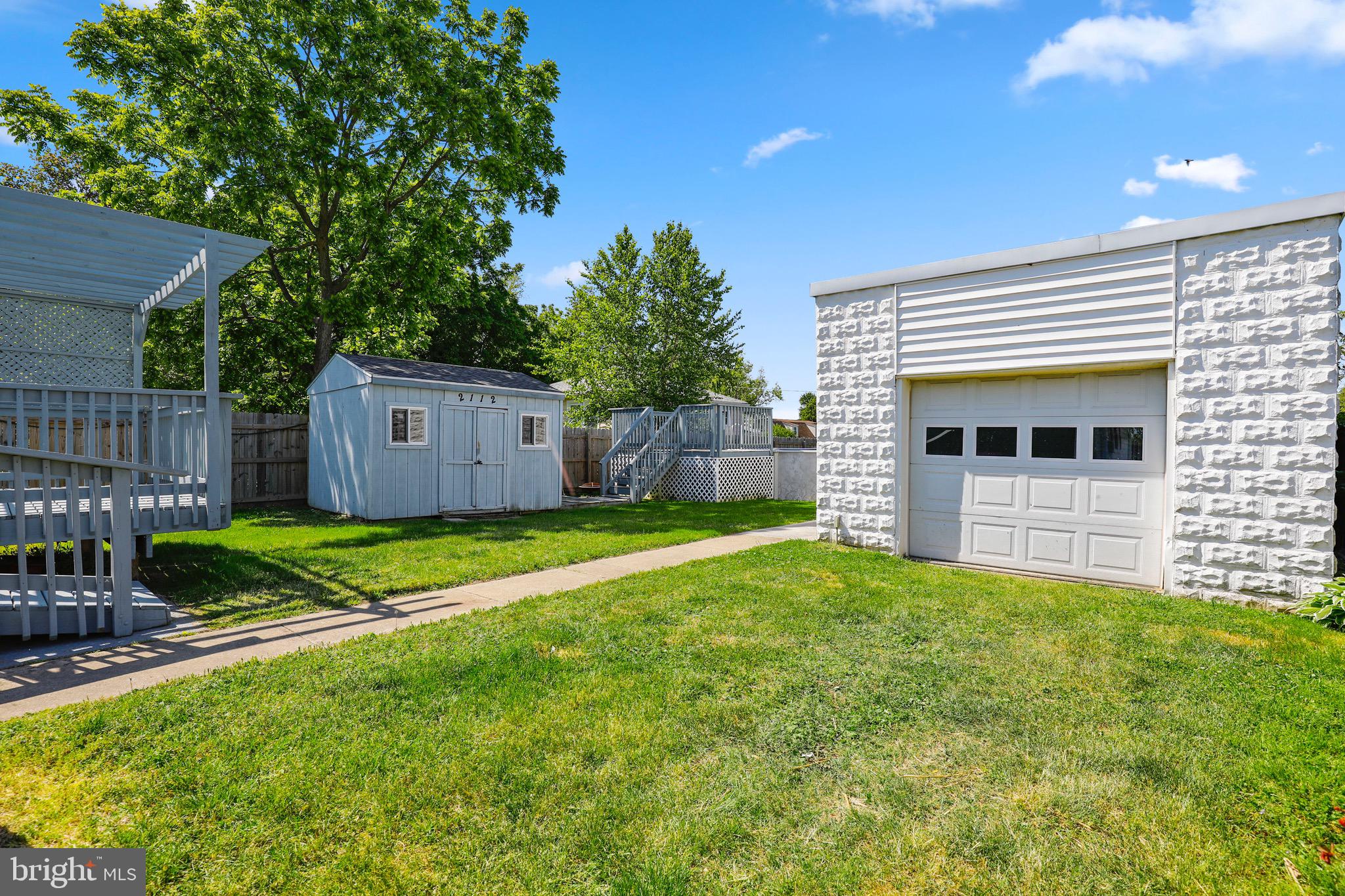 7312 Bay Front Road Baltimore, MD 21219 - Photo 29 of 35 Detached single car garage
