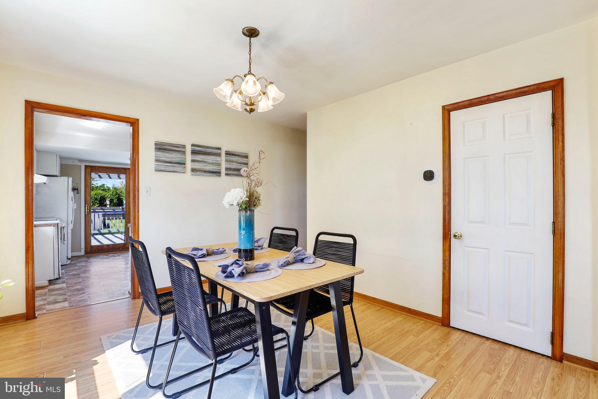 7312 Bay Front Road Baltimore, MD 21219 - Photo 8 of 35