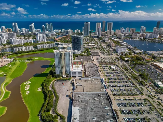 $3,950 | 1755 East Hallandale Beach Boulevard, Unit 2105E, Hallandale Beach, FL 33009