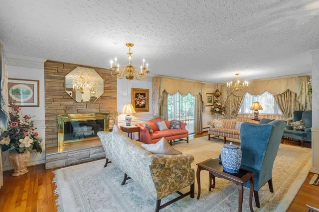 $895,000 | 8217 South East Highway, Elkton, VA 22827