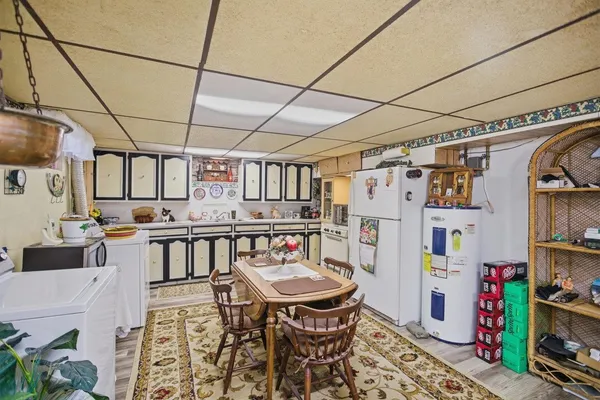 $865,000 | 8217 South East Highway, Elkton, VA 22827
