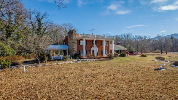 $865,000 | 8217 South East Highway, Elkton, VA 22827