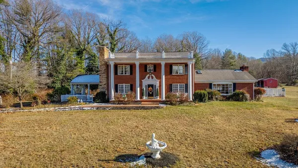 $865,000 | 8217 South East Highway, Elkton, VA 22827