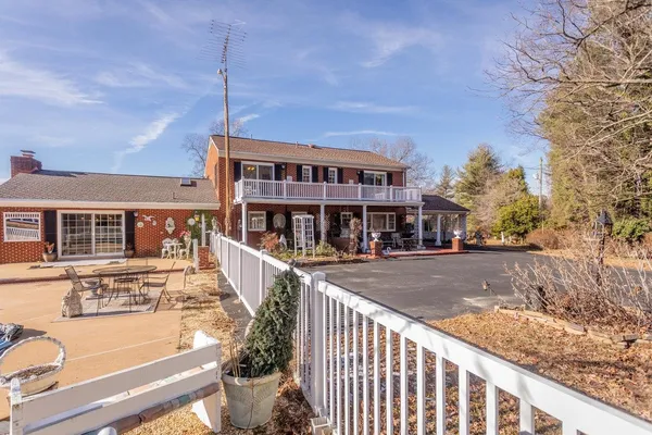 $865,000 | 8217 South East Highway, Elkton, VA 22827