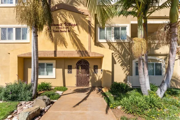 $925,000 | 1100 Civic Center Drive, Unit C25, Oceanside, CA 92054