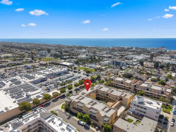 $925,000 | 1100 Civic Center Drive, Unit C25, Oceanside, CA 92054