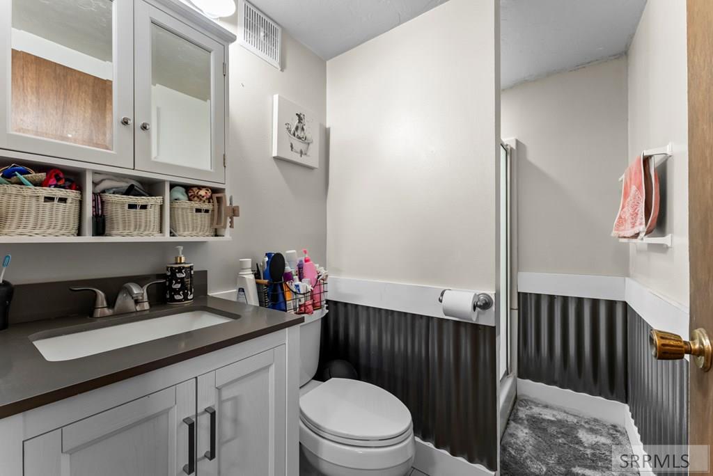 6685 East Iona Road Idaho Falls, ID 83401 - Photo 25 of 59