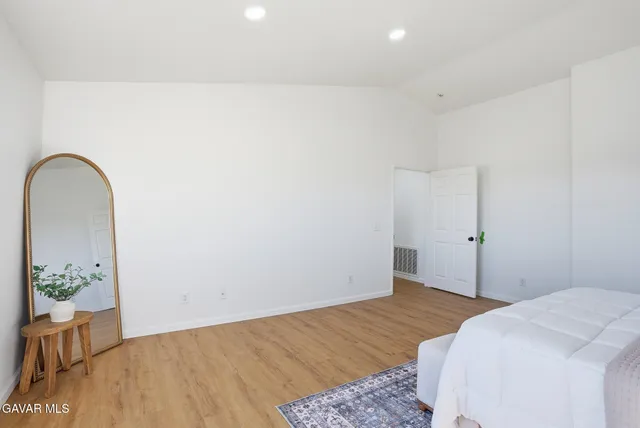 $529,900 | 43010 Yaffa Street, Lancaster, CA 93535