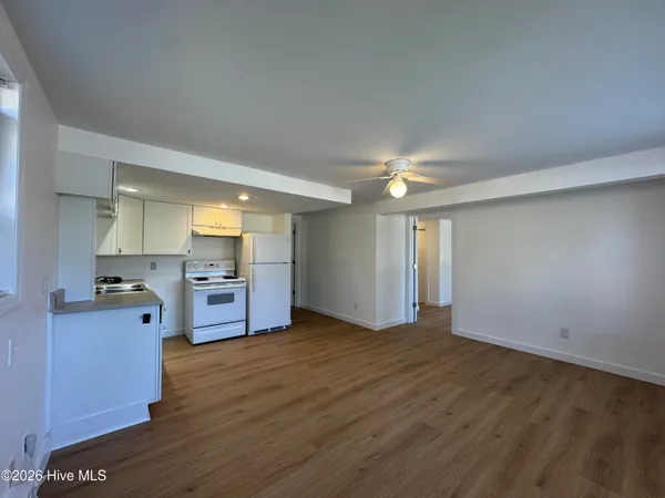 $1,595 | 100 Northeast 43rd Street, Unit 1, Oak Island, NC 28465