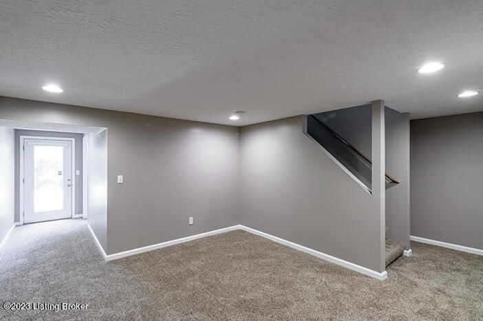 419 Nicholas Ridge Drive Elizabethtown, KY 42701 - Photo 22 of 26 Family Room - Walk Out Bsmt