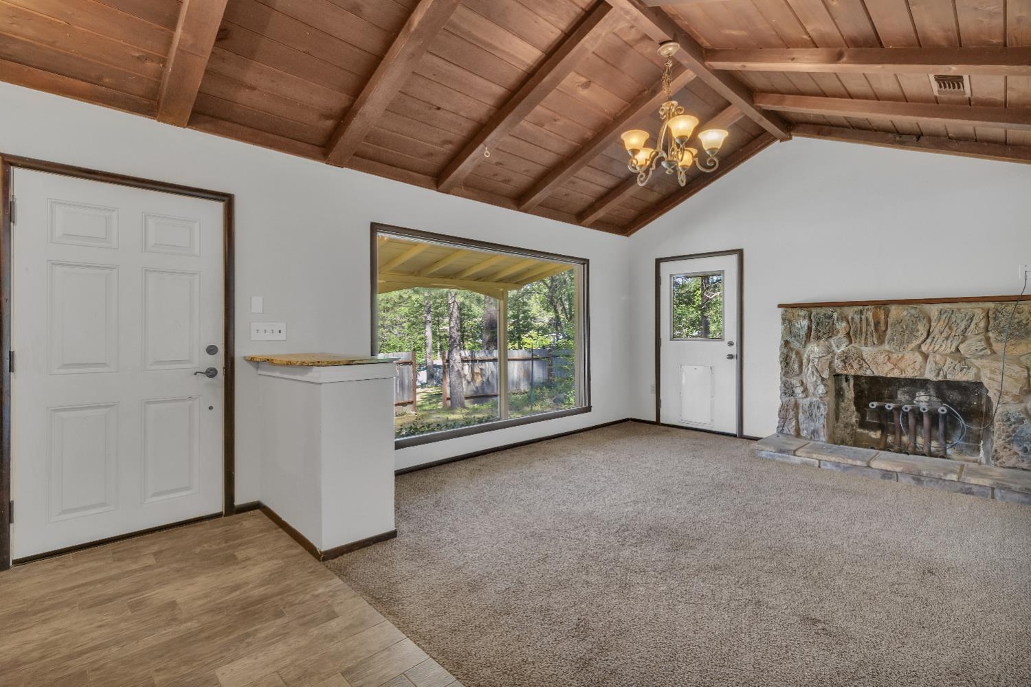10227 Welsh Lane Grass Valley, CA 95949 - Photo 5 of 45
