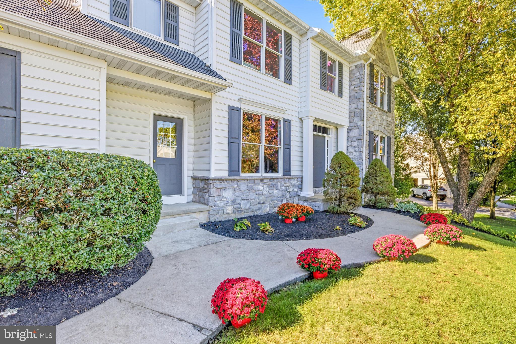 2154 Meadow Ridge Drive Lancaster, PA 17601 - Photo 3 of 43 Gallery Image 3