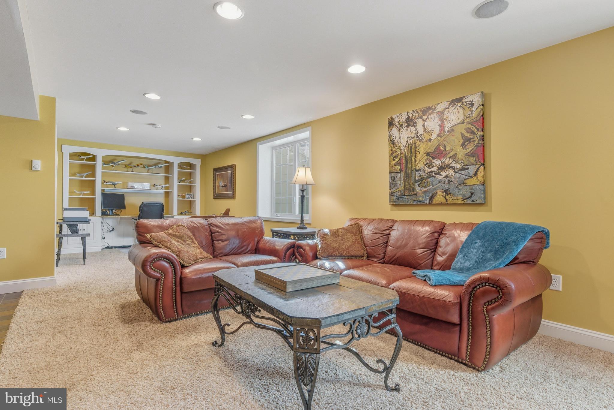 2154 Meadow Ridge Drive Lancaster, PA 17601 - Photo 35 of 43 Gallery Image 35