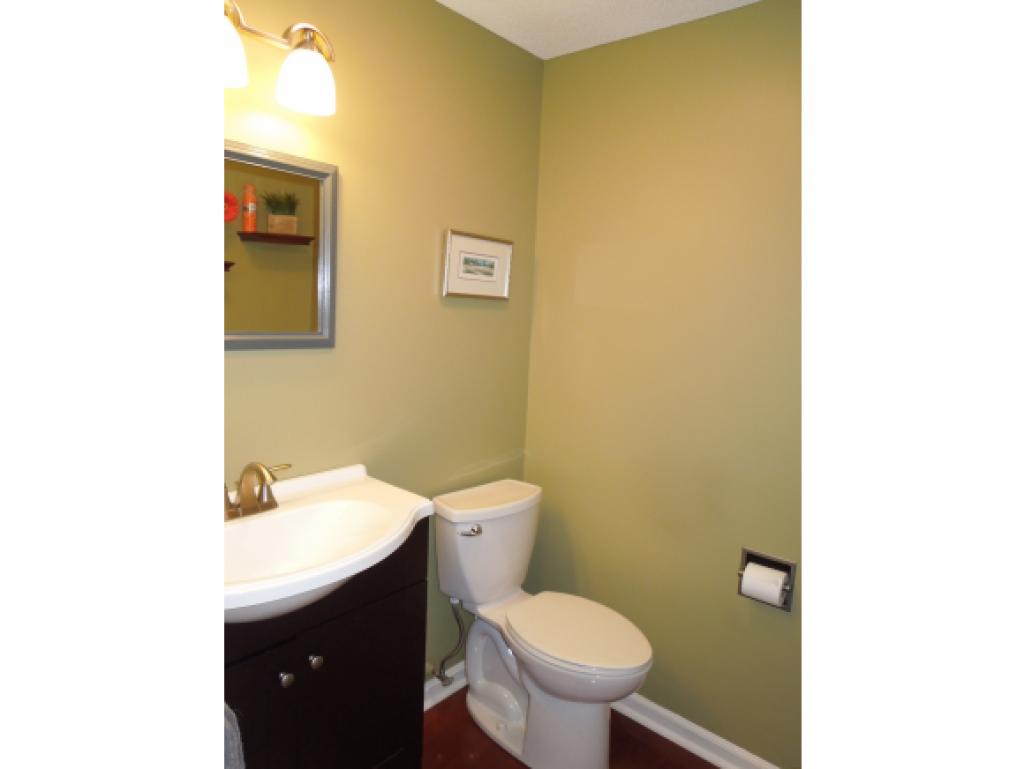 37 Base Hill Road, Unit 8 Keene, NH 03431 - Photo 9 of 18 Gallery Image 9
